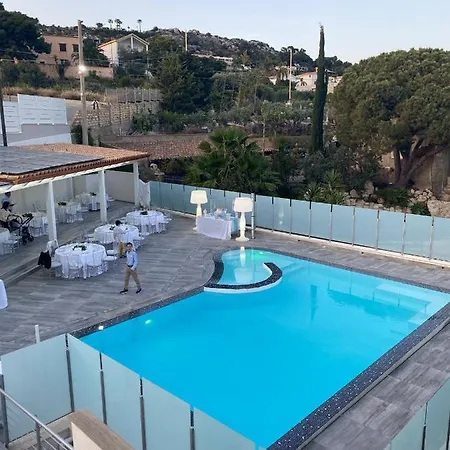 Al Mare Pensionat *