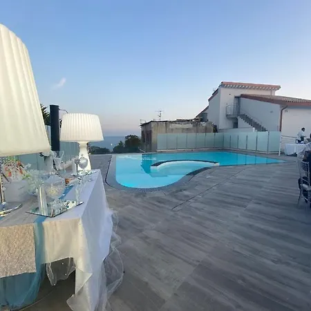 Al Mare *